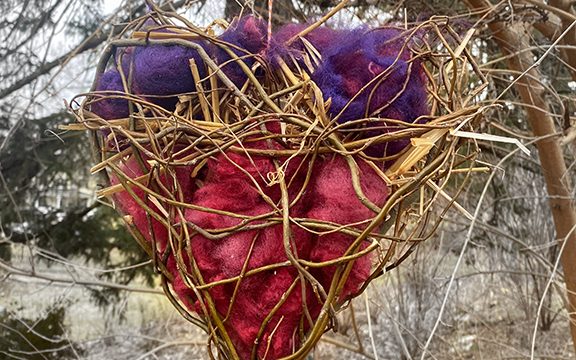 Nesting Materials Willow Heart